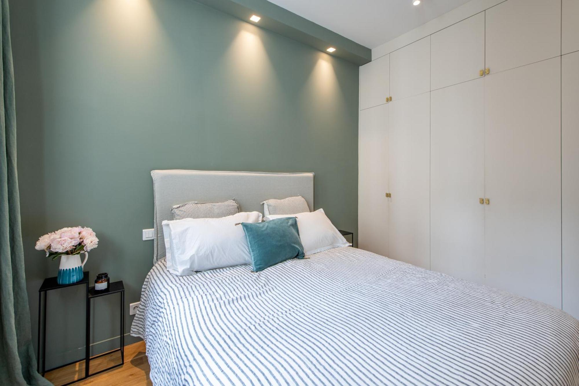 Arc De Triomphe - Luxury 1 Bedroom Apartment